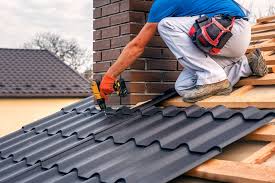 Best Roof Insulation Installation  in Middlesborough, KY